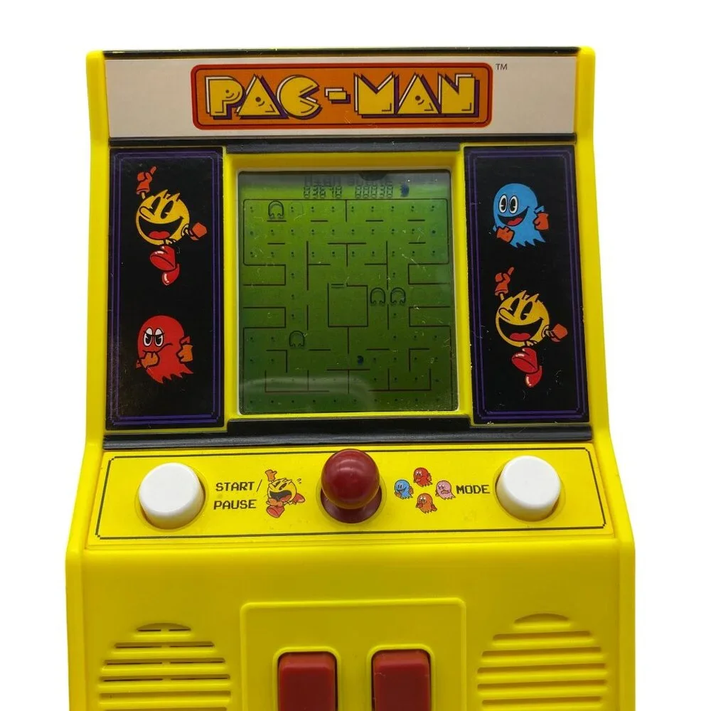 Pac-Man Mini Handheld Arcade Game‎ Bandai Namco 09521 Vtg Works Great